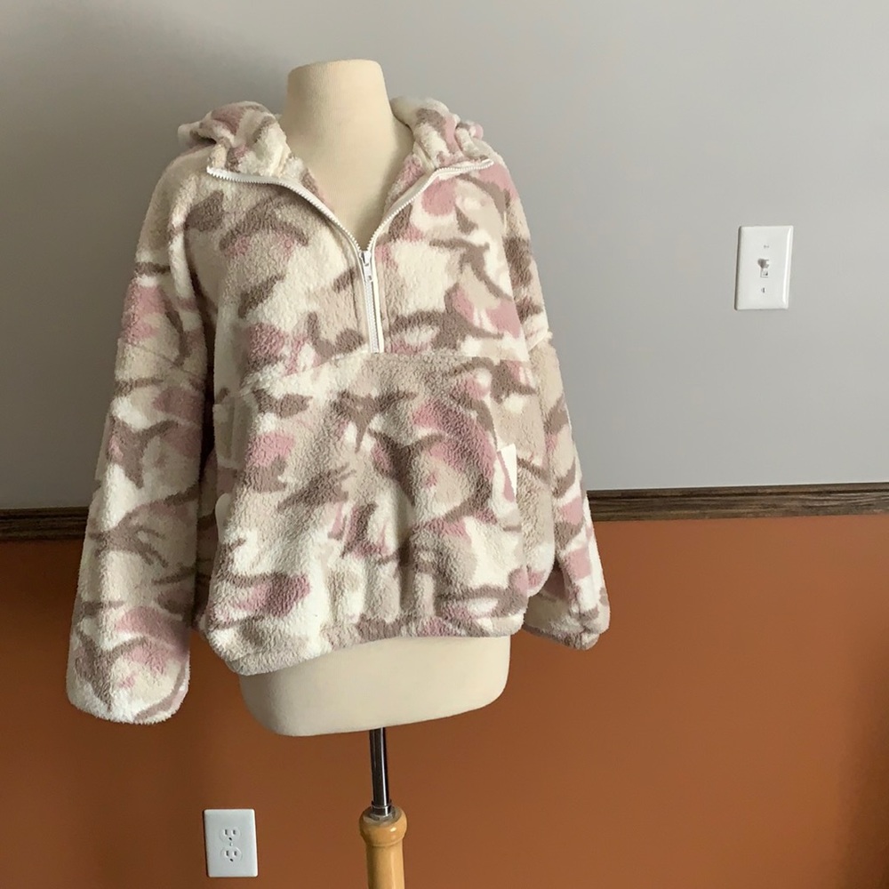 Gap Sweater VERY SOFT